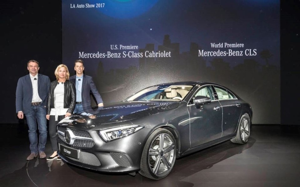 Triển lãm xe hơi quốc tế Los Angeles Auto Show 2017 đang diễn ra ở Mỹ và  hãng xe sang Mercedes-Benz đã trình làng tại đây mẫu CLS thế hệ mới, gồm một bản tiêu chuẩn và một phiên bản đặc biệt Edition1. 